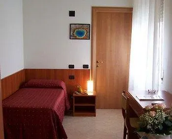 Albergo Hotel Giardino Desio 2*,  Italien