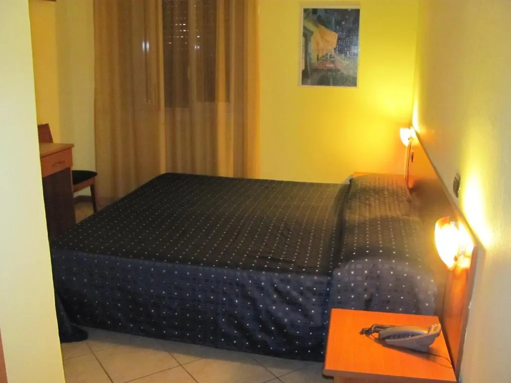 Albergo Hotel Giardino Desio Italy