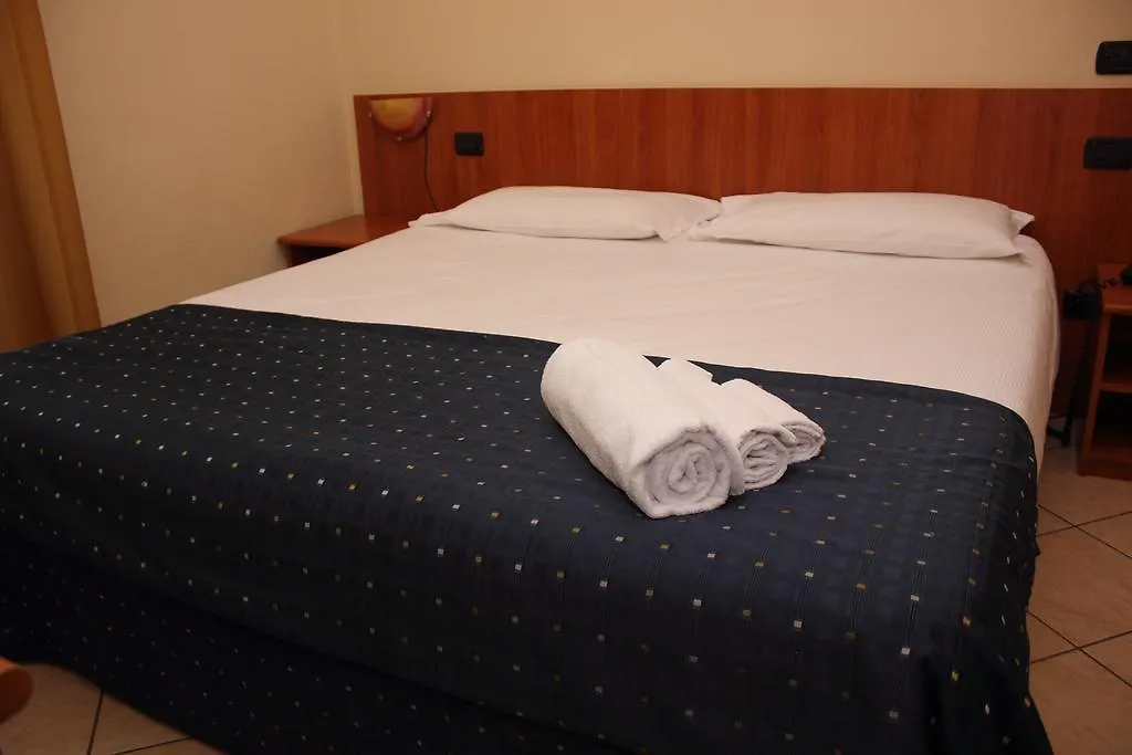Albergo Hotel Giardino Desio Italy