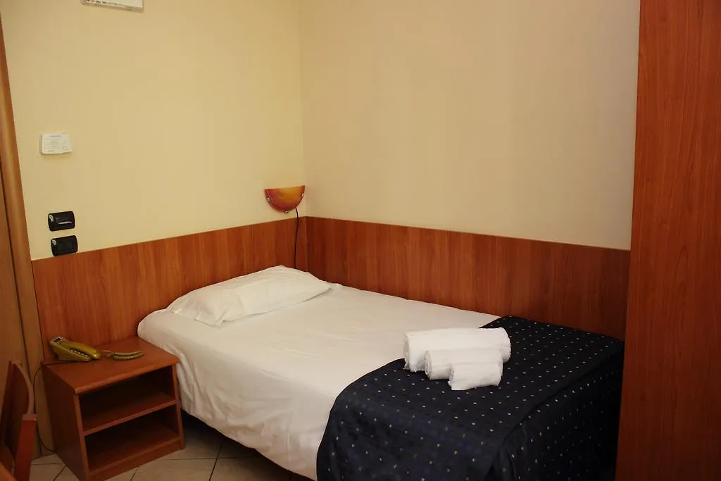 Albergo Hotel Giardino Desio